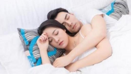 梦到初恋女友什么意思
