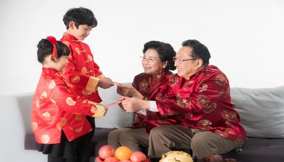 梦见捡到红包里面有钱是什么意思