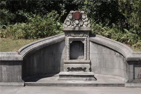梦到坟墓有什么预兆